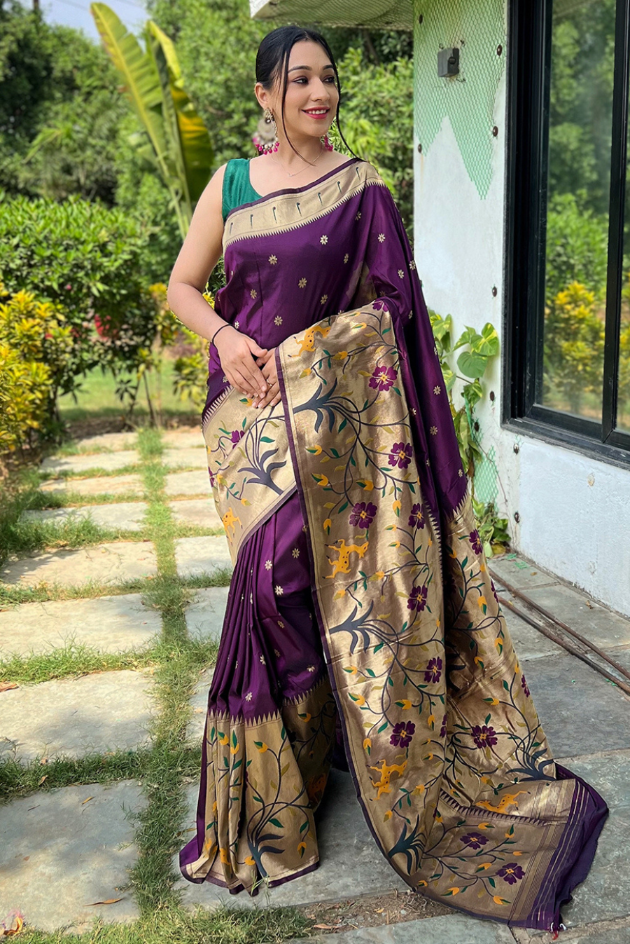 Purple Border Saree For Housekeeping & Facility Services