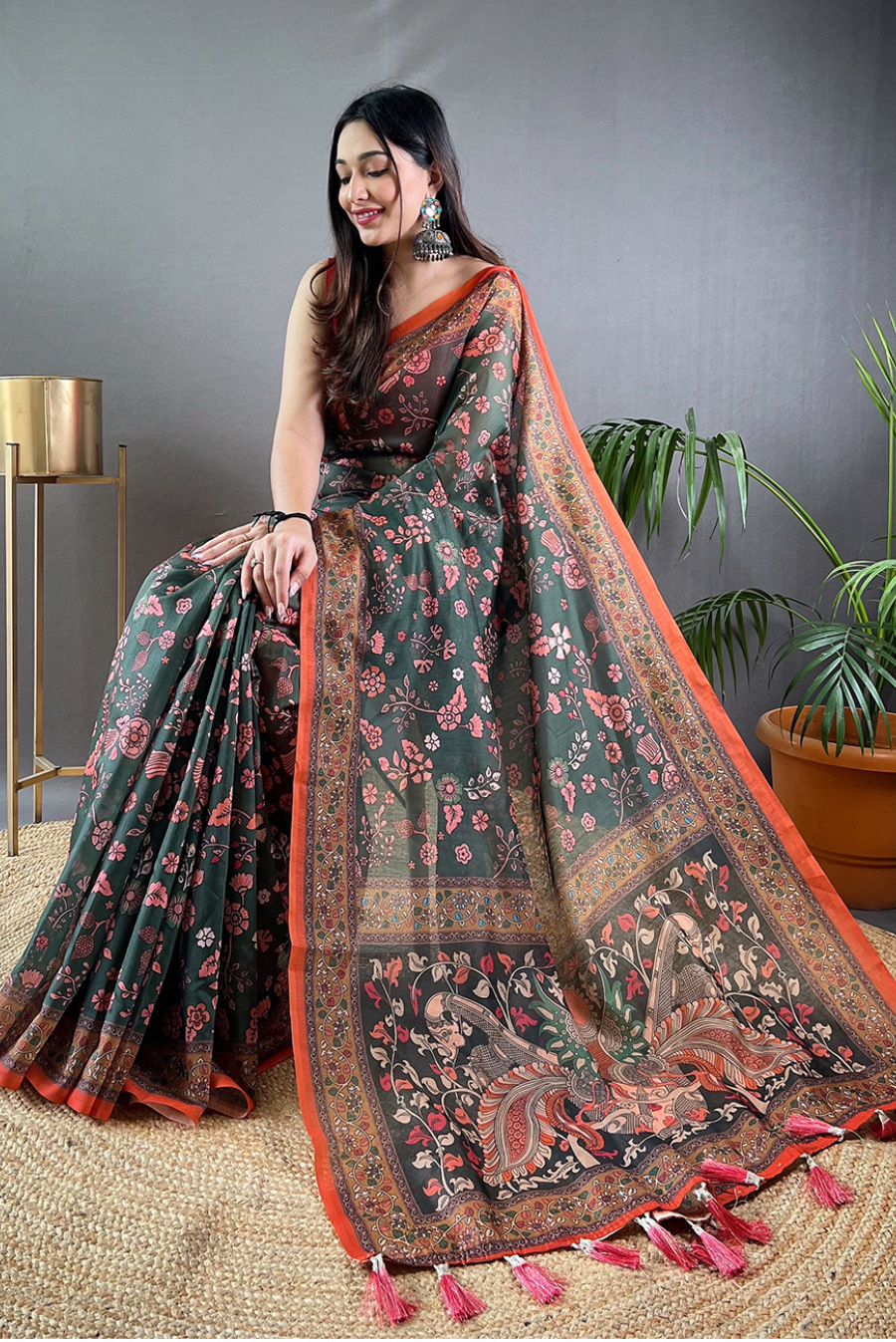 Buy Lyuson Women Grey Printed Jacquard, Pure Silk Kalamkari Saree Online at  Best Prices in India - JioMart.