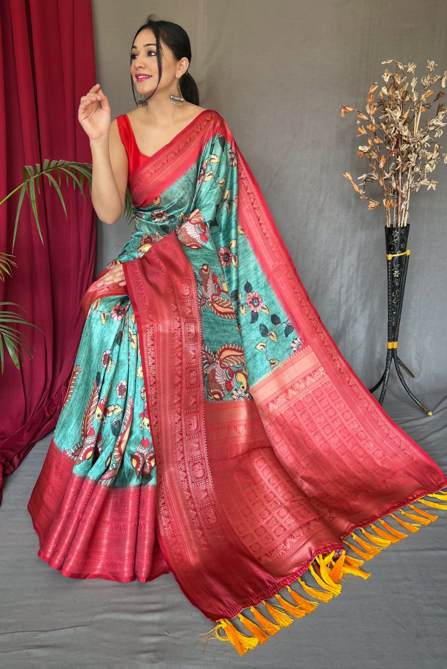 Hand Painted Pen Kalamkari Crepe Silk Saree 10034087 – Avishya.com